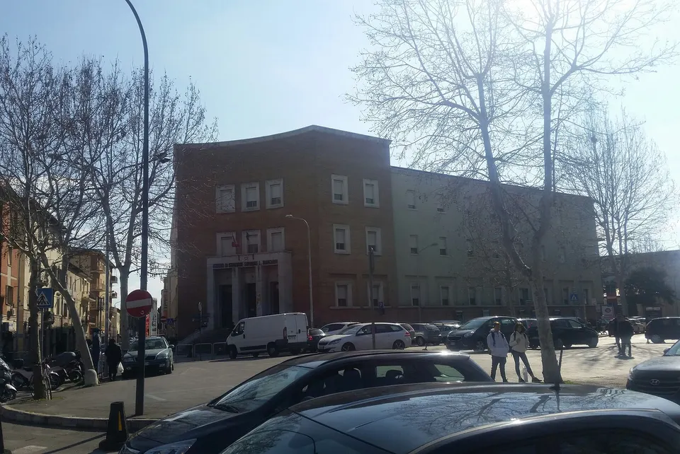 School in piazza De Maria, Grosseto