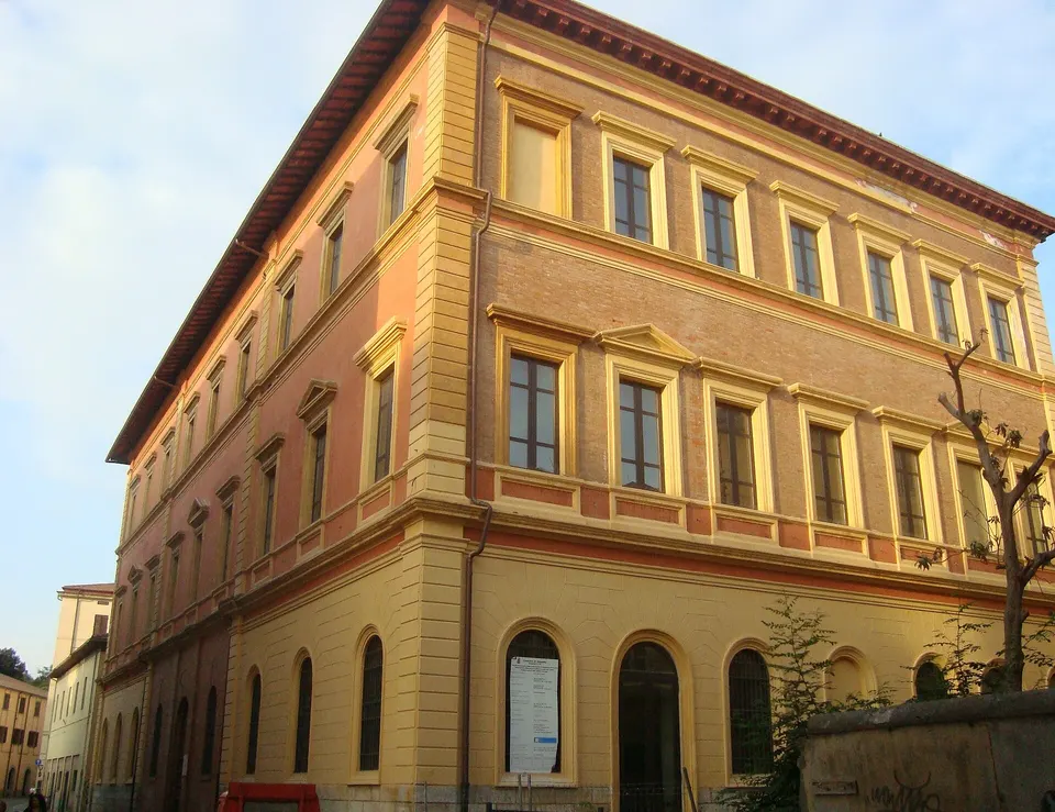 Biblioteca Chelliana di Grosseto: come iscriversi, prendere libri in prestito e usare MLOL gratis